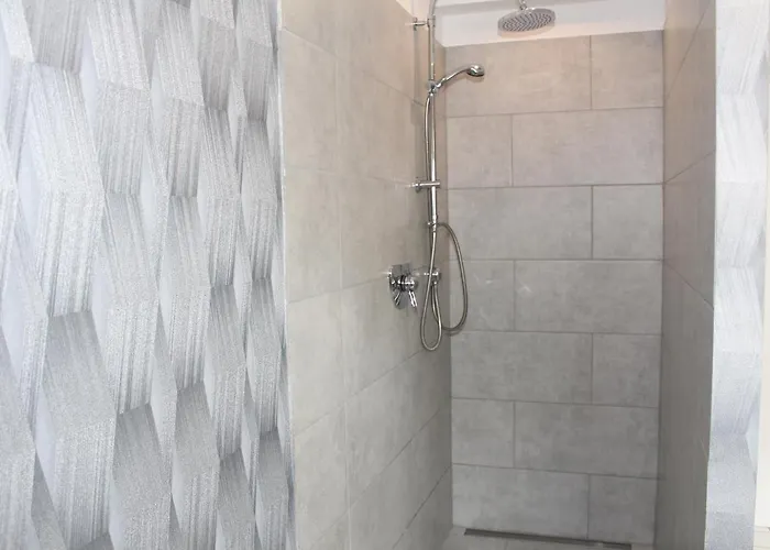 아파트 Loewenstein *